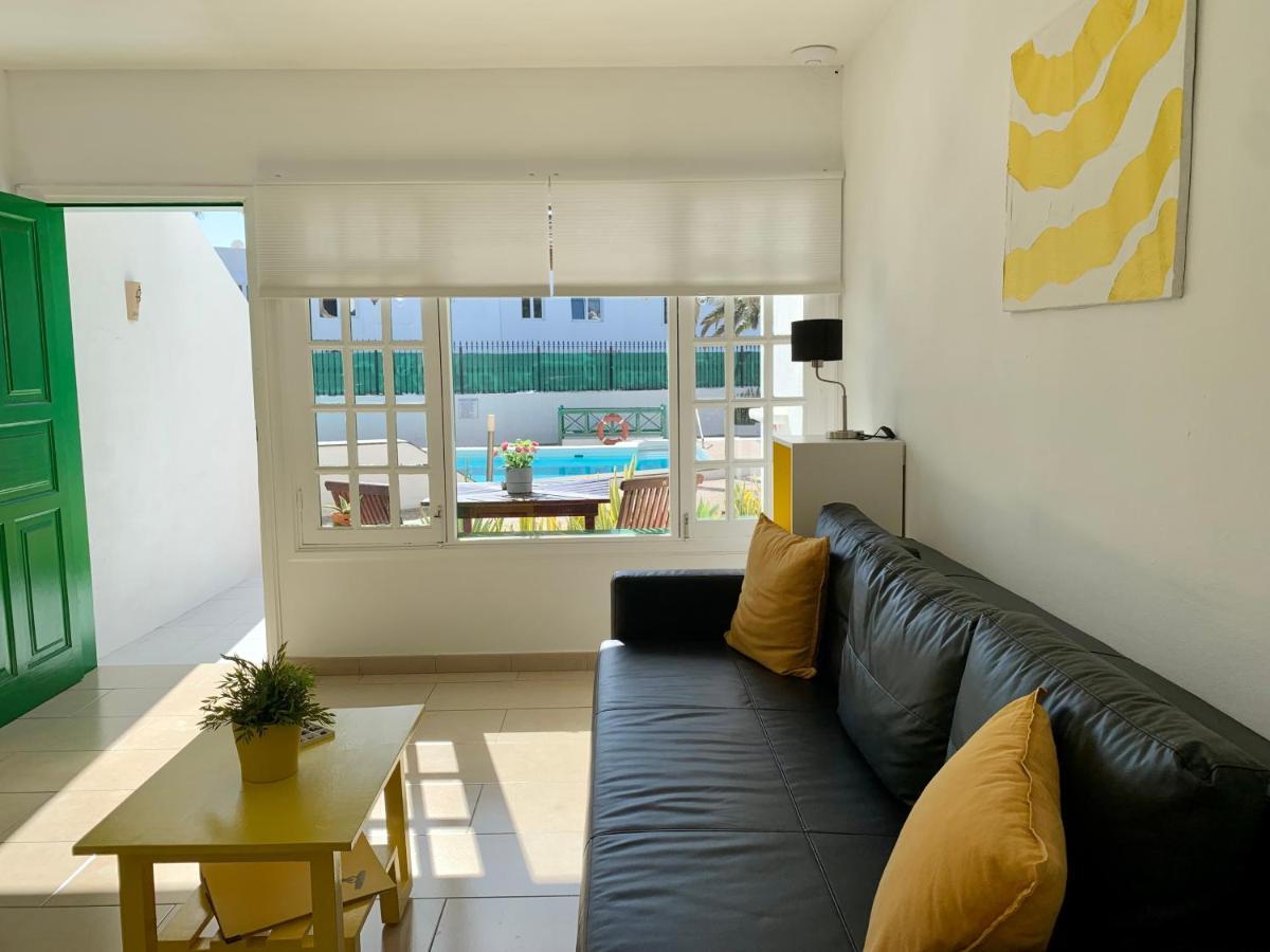 Apartamentos LlAMAR Puerto del Carmen (Lanzarote) Exterior foto
